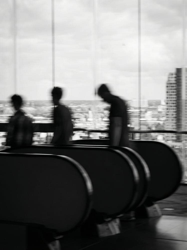 Why Are So Many Americans Moving to Europe in 2026?